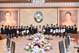 说明: E:\安管专业资料\泰国清莱皇家大学和Beat365官网合作资料包\安管赴泰国短期培训资料及照片(2018.7)\精华照片\1.JPG